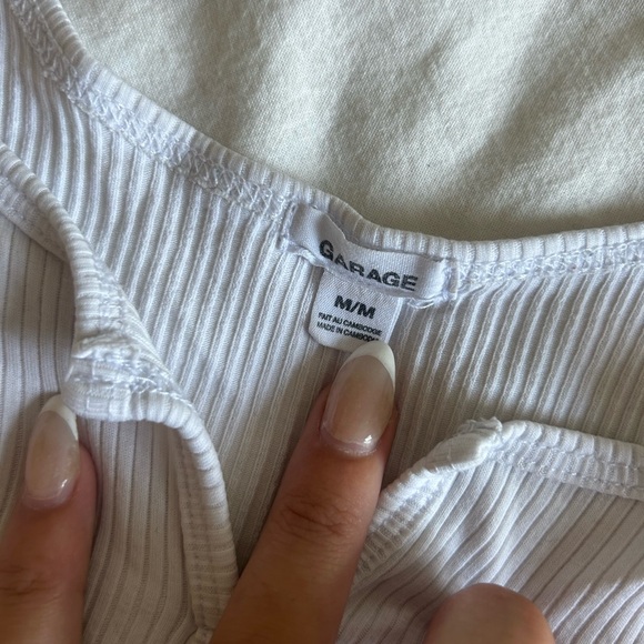 White tank top - Picture 2 of 2